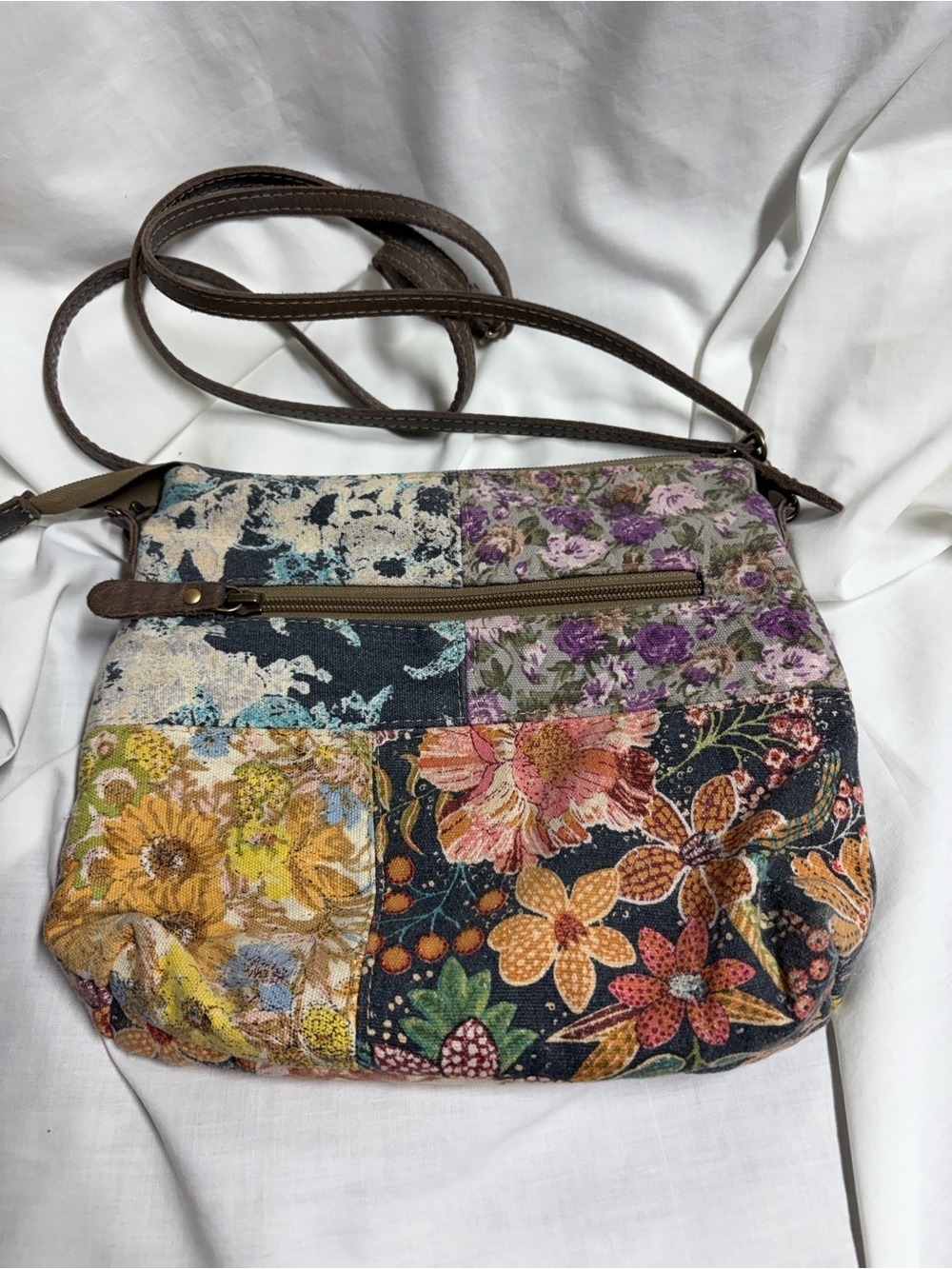 MYRA Crossbody Bag Leather Canvas Le Fleur Floral Patches Hobo Shoulder Purse - Picture 3 of 14